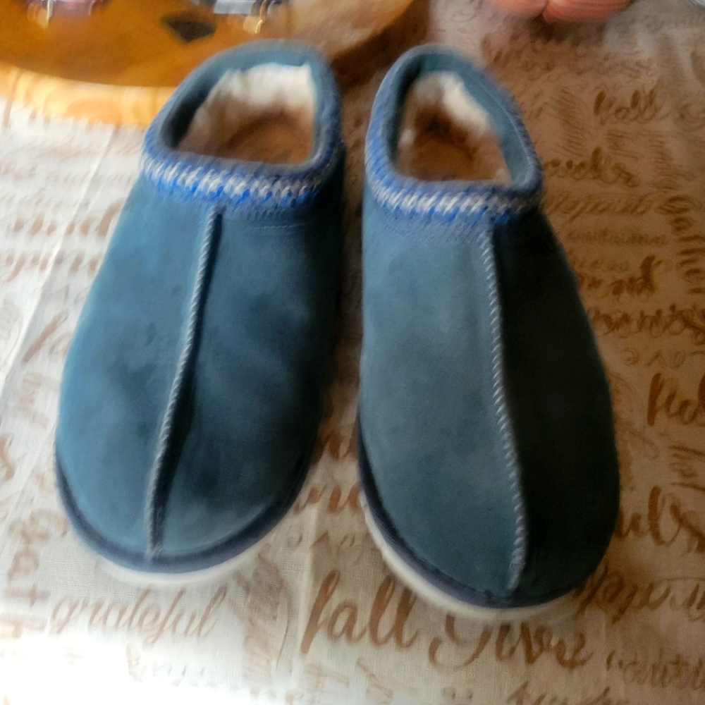 Ugg slip-ons